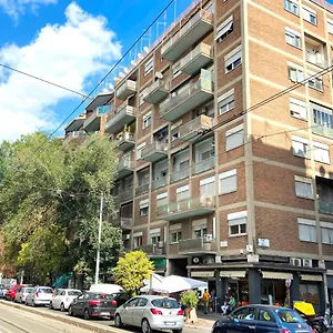 Appartement Trastevere For You... 3 Bedrooms, Rome