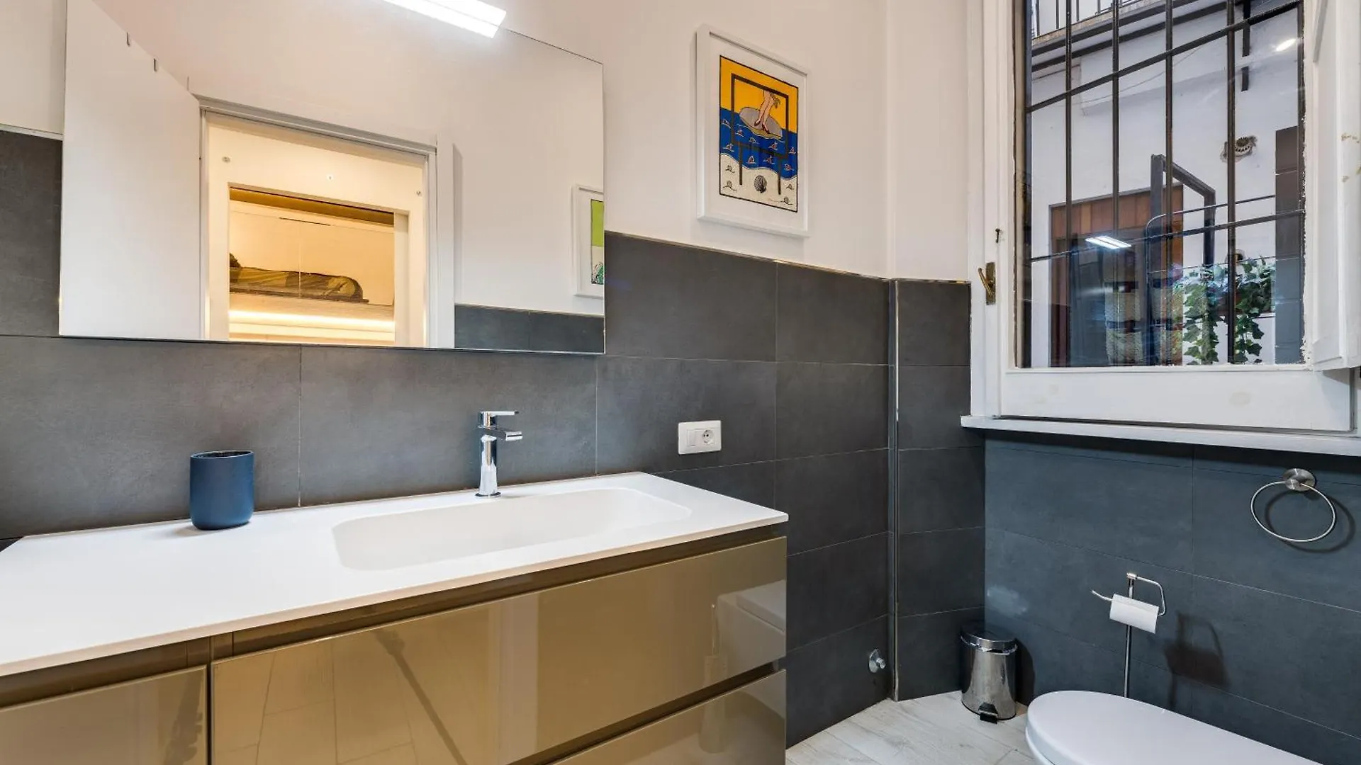 Rome Historic Center Cozy Loft Apartment